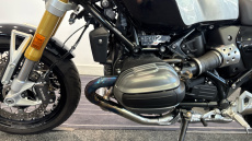 24MY BMW R12 Ninet